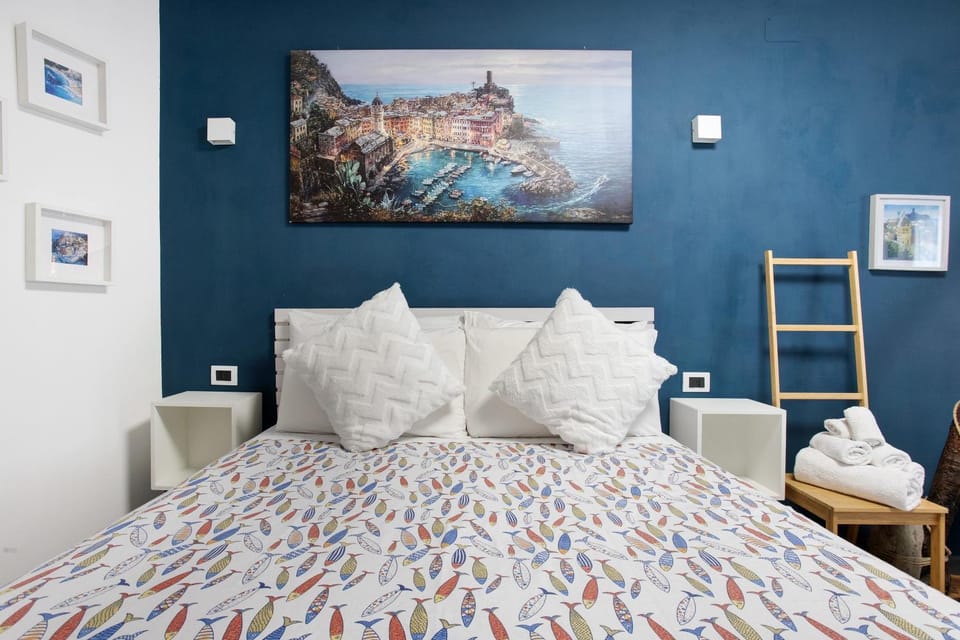 Living room, Bedroom