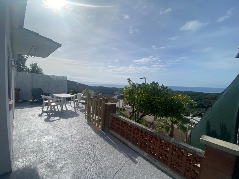 Off site, View (from property/room), View (from property/room), Garden view, Garden view, Sea view, Sea view
