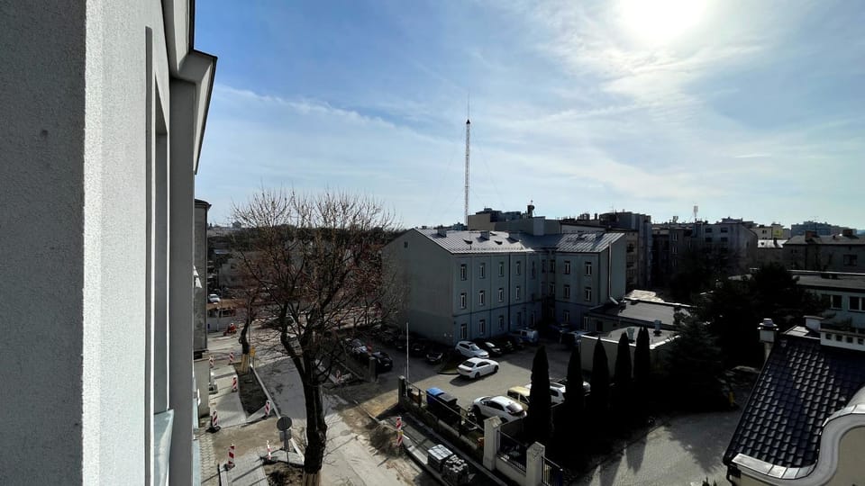 Property building, Neighbourhood, City view, Street view