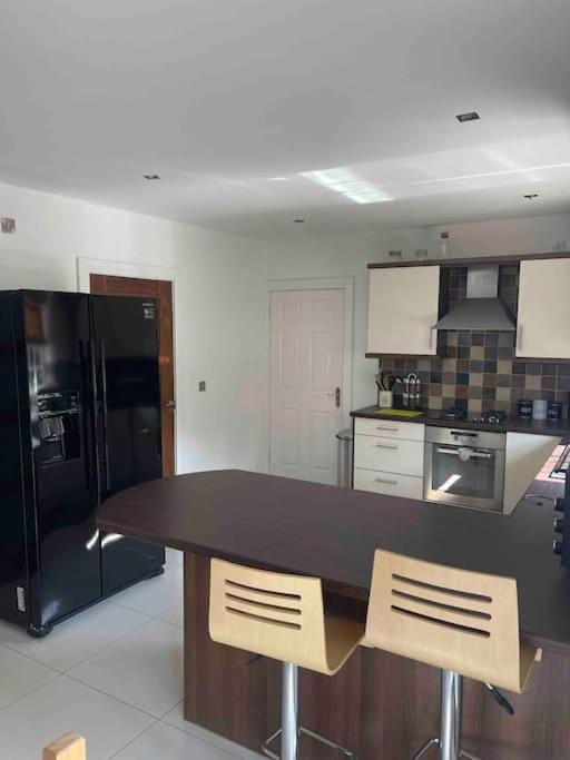 Spacious 4 bedroom house with large garden House in Northern Ireland