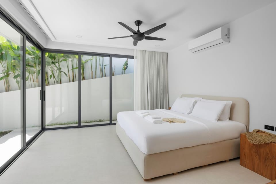 Bed, Bedroom, wardrobe