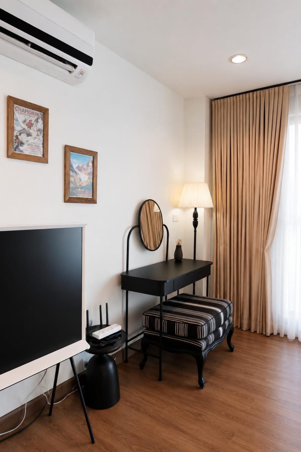 Beachfront 70 sqm Sea View Apartment FREE DISNEY PLUS Apartment in Chon Buri Changwat