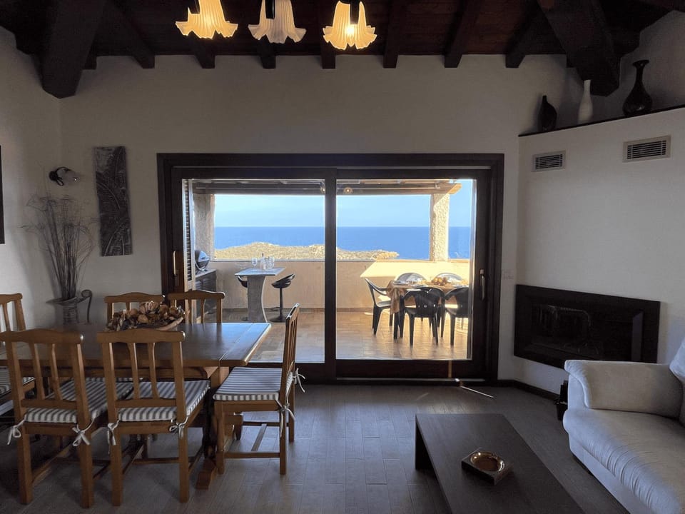 Natural landscape, Living room, Dining area, Sea view