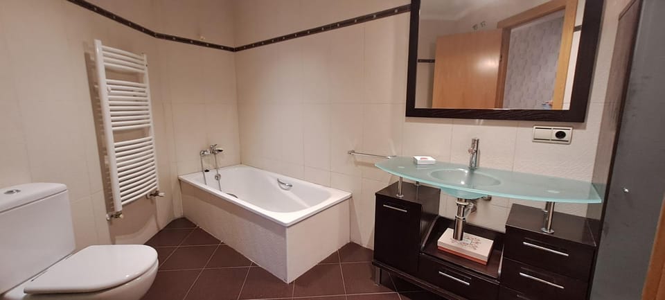 Bathroom, Bath