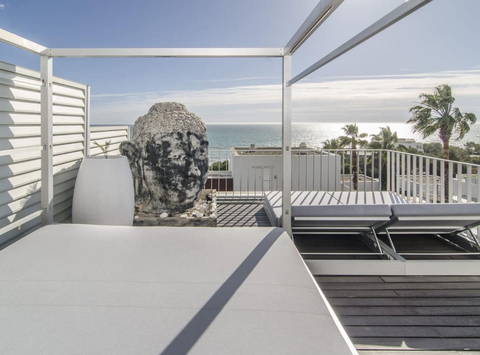Duplex vistas mar con piscina Apartment in Garraf