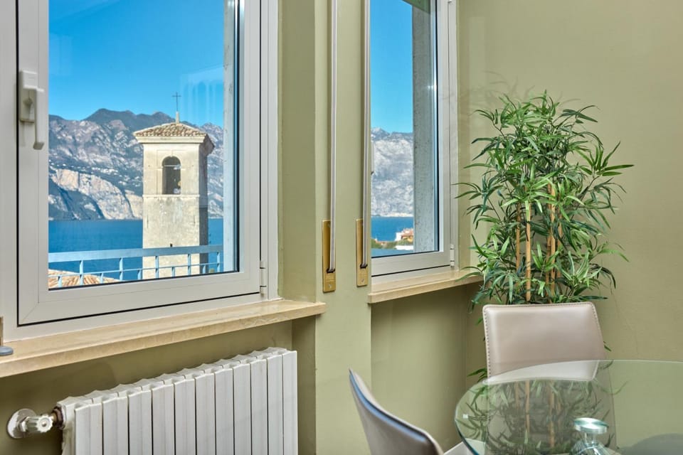 Lalla House Apartment in Malcesine