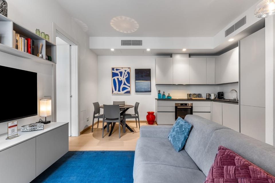 Communal lounge/ TV room, TV and multimedia, Kitchen or kitchenette, Living room, Seating area, Dining area, Evening entertainment, minibar, oven, stove