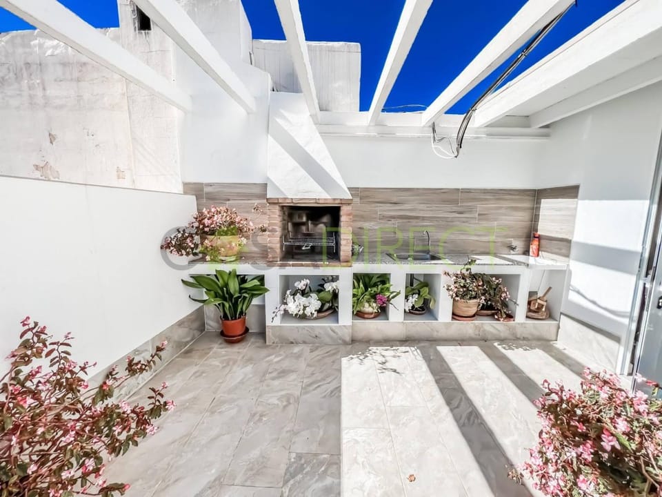 BBQ facilities, Balcony/Terrace