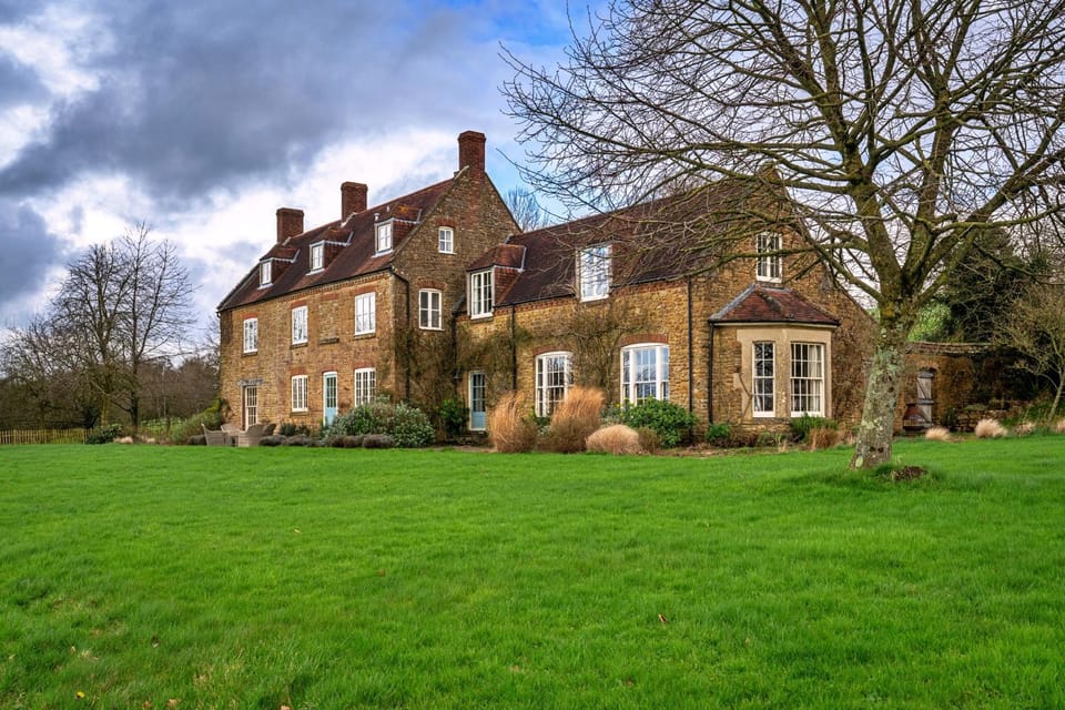 Property building, Off site, Garden, Garden view
