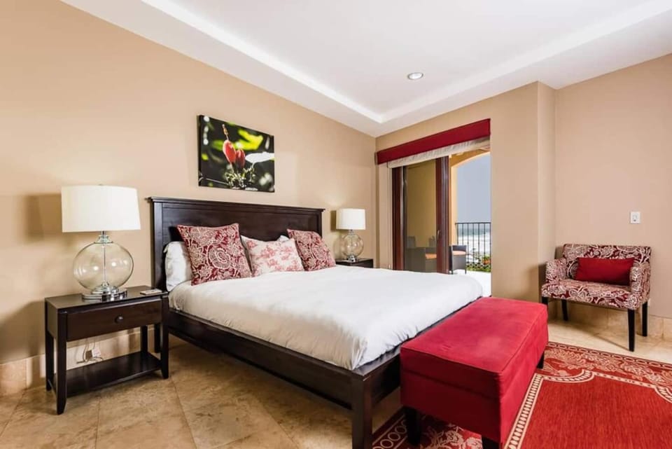 Beachfront, Sunset, & Ocean Views with Gas Grill Apartment hotel in Playa Langosta