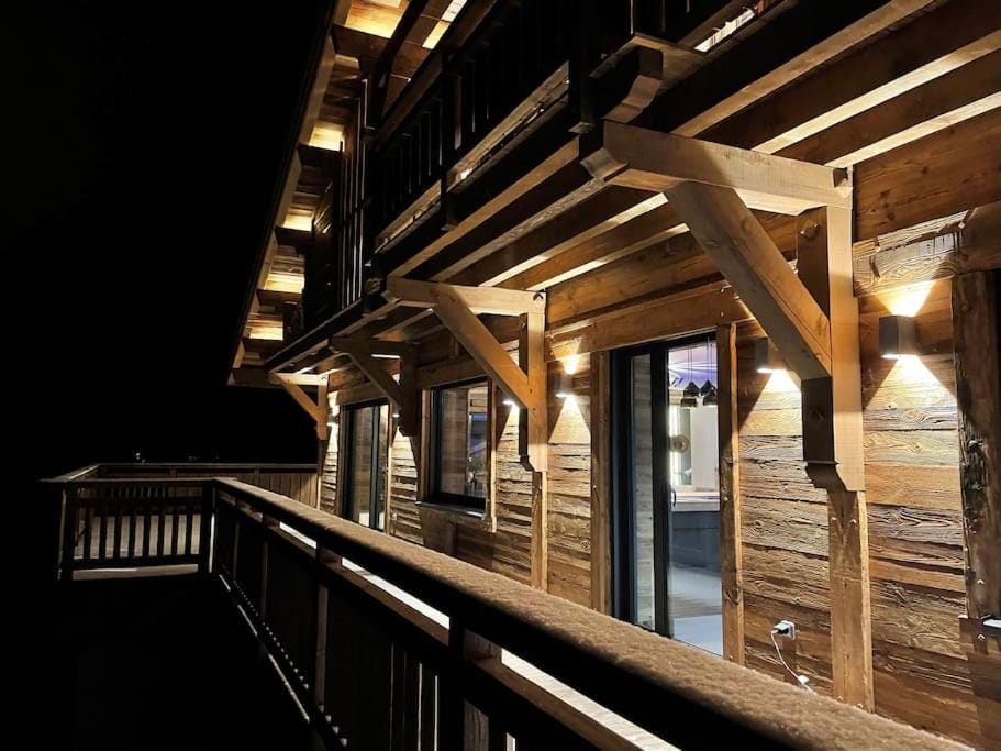 Gite Le Grand Cerf Piscine et Spa Chalet in Xonrupt-Longemer