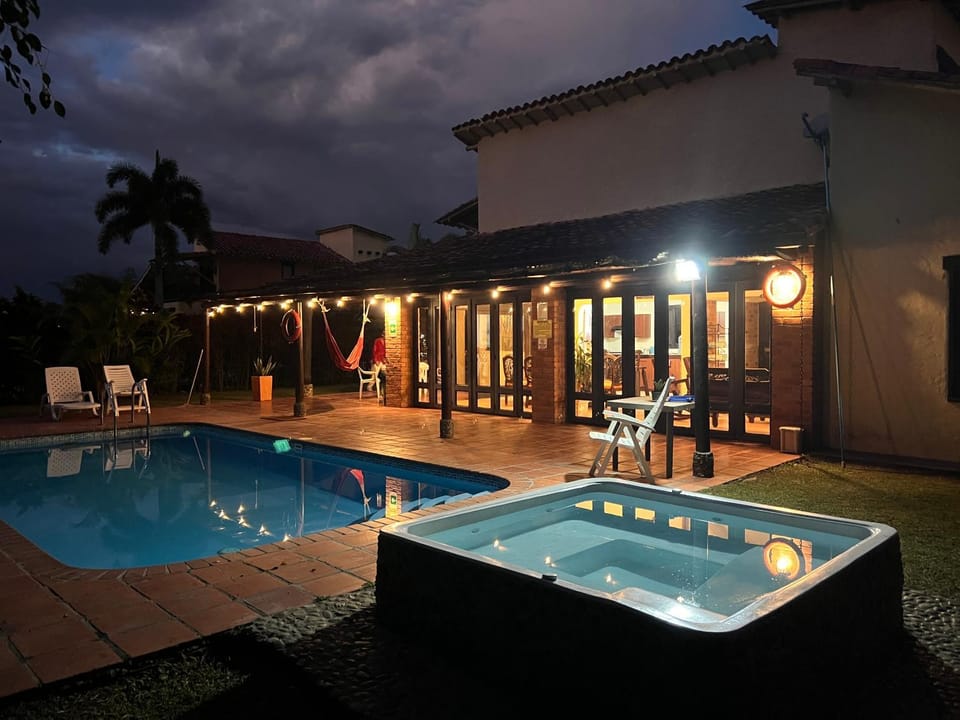 Swimming pool