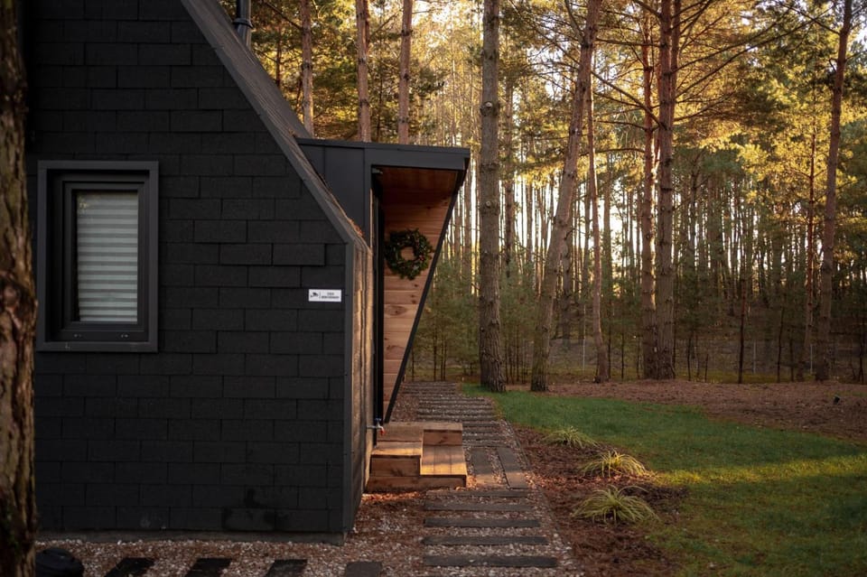 Property building, Natural landscape, Garden