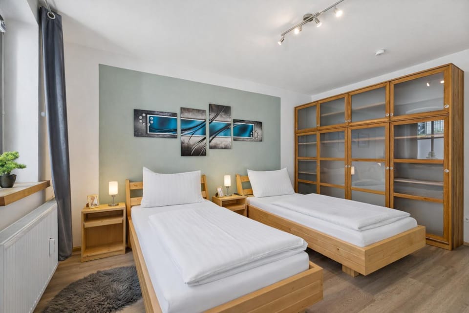 TV and multimedia, Bedroom, heating, internet, wardrobe