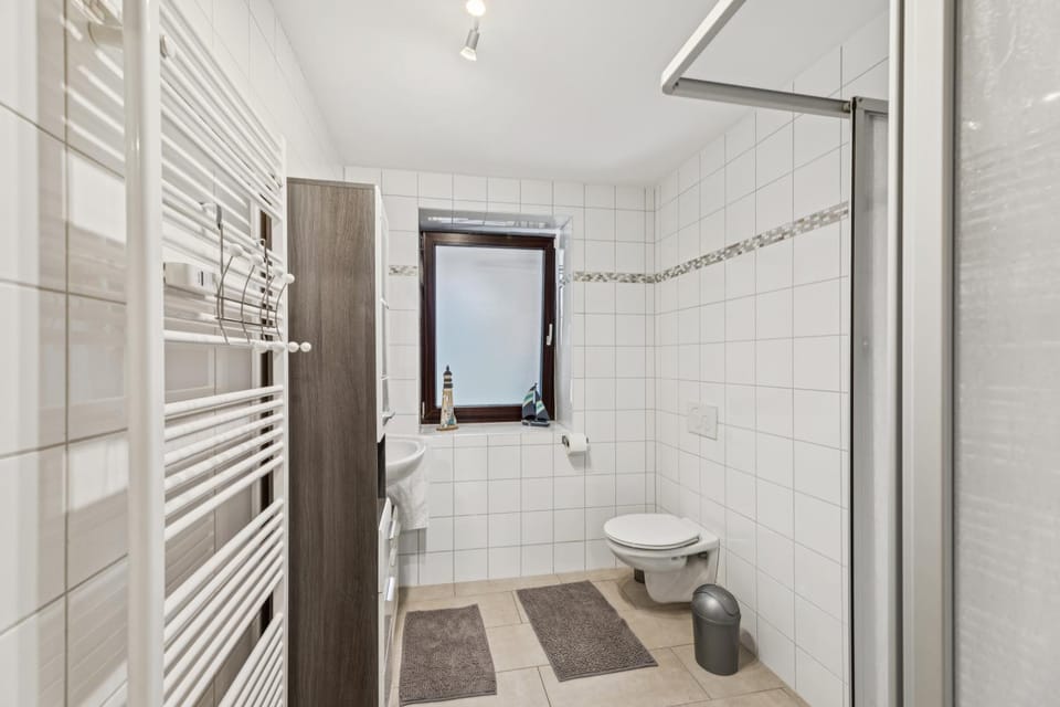 Shower, Bathroom, heating