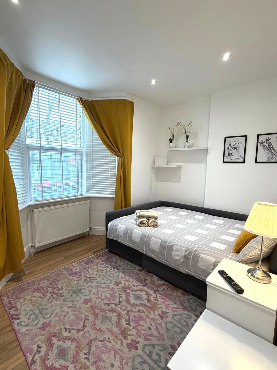 Sunny 1 Apartment in London
