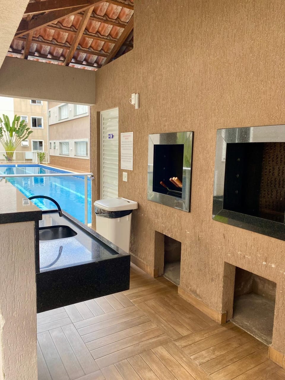 Apartamento inteiro 2 quartos com piscina Camboriú Apartment in Camboriú