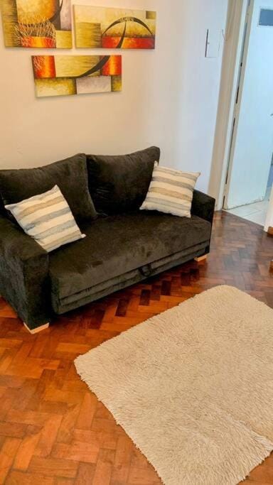 Hermoso Departamento con Balcón Obelisco II Apartment in Buenos Aires