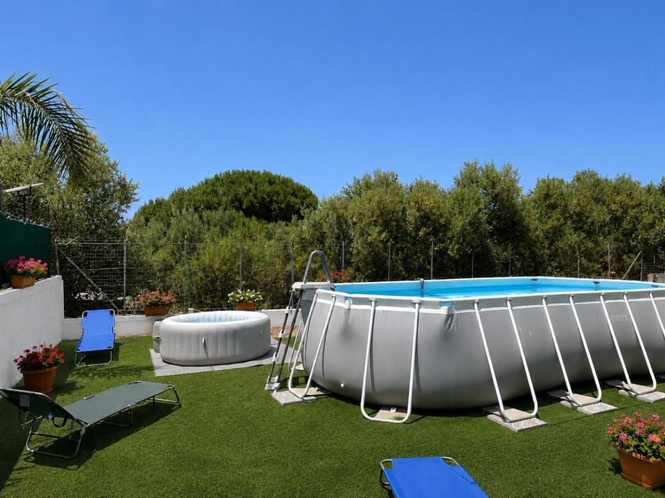 Pool view, Swimming pool