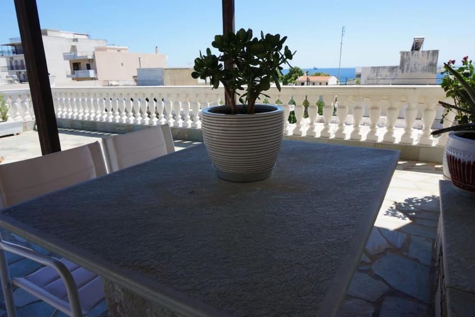 View (from property/room), Balcony/Terrace