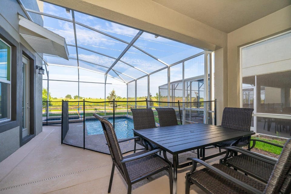 800MO Villa 5 Beds & 5 Baths with Private Pool-Spa House in Bay Lake