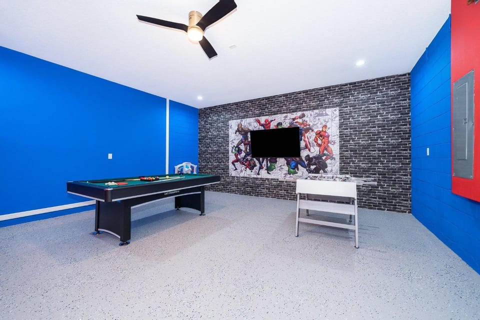 1737GB Villa 5 Beds 5 Baths with Private Pool House in Four Corners