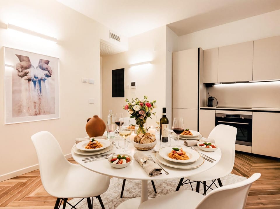 Kitchen or kitchenette, Dining area, Food, stove