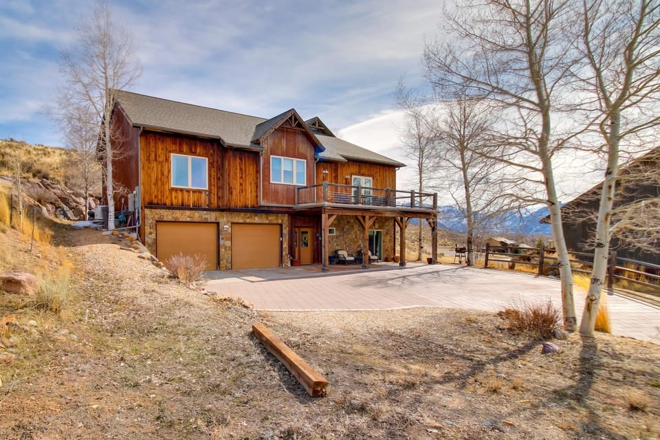 Cozy Ridgway Vacation Rental: Hike, Ski & Explore! Apartment in Ridgway