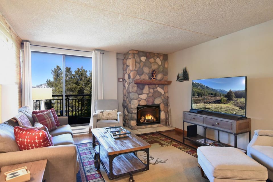 Trails End Sweet Dreams Condo: Stroll to Main Street, Lifts Apartment in Breckenridge