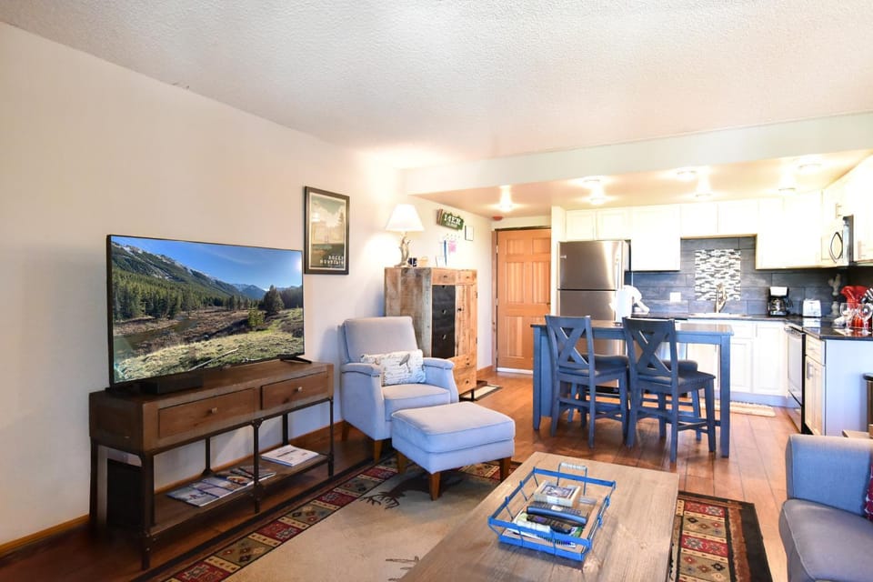 Trails End Sweet Dreams Condo: Stroll to Main Street, Lifts Apartment in Breckenridge
