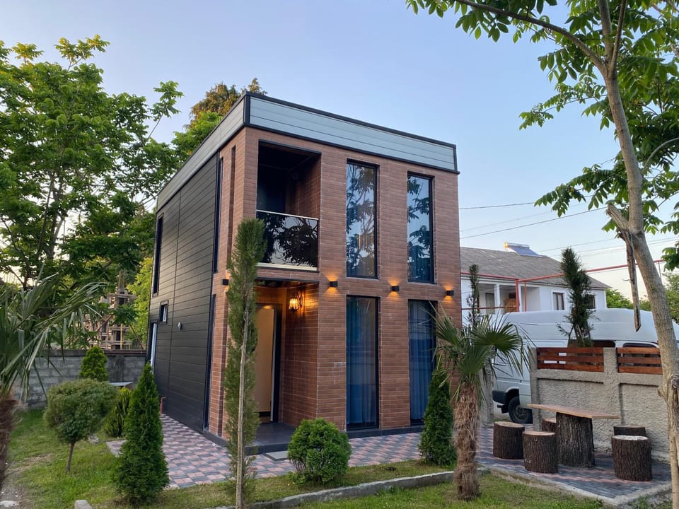 Property building, Garden, Garden view