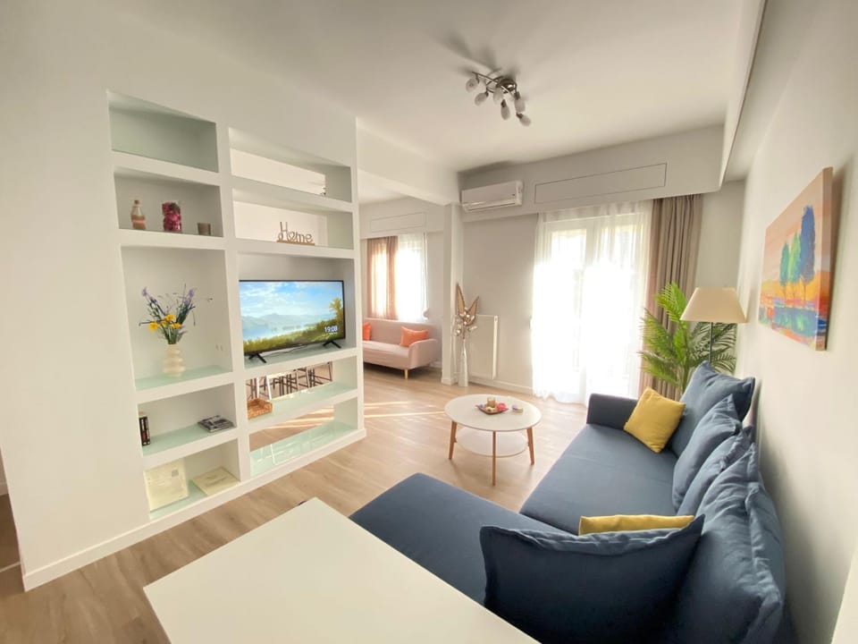 TV and multimedia, Living room, air conditioner