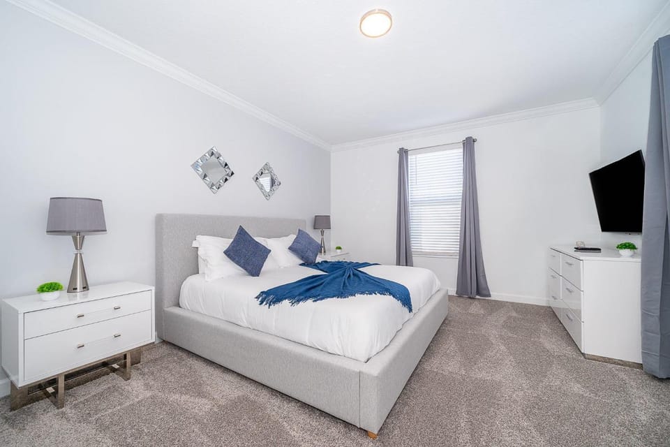 3000EB VILLA 5 BED/5 BA House in Kissimmee