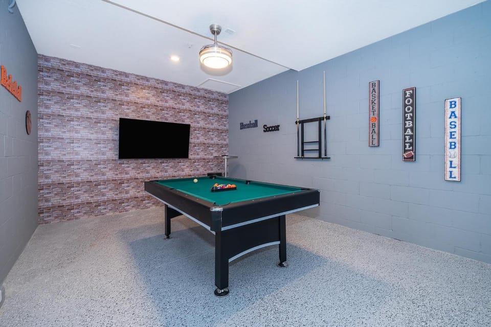 979JA CONDO 3 BEDS/2 BATHS (SANITIZED) Apartment in Four Corners