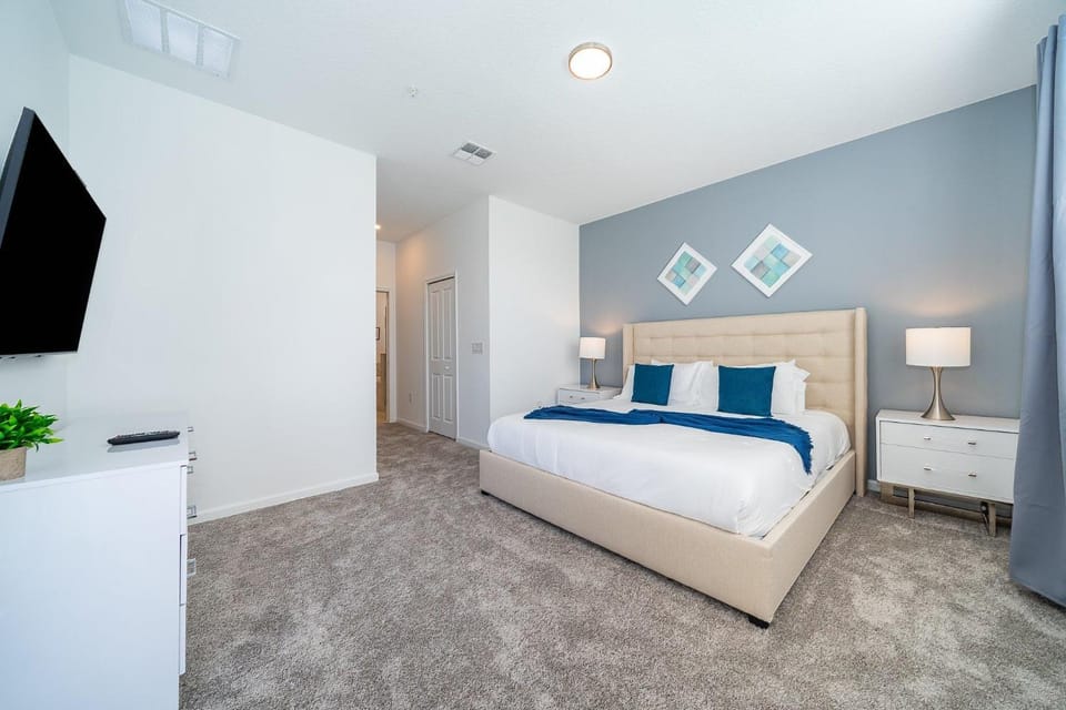 979JA CONDO 3 BEDS/2 BATHS (SANITIZED) Apartment in Four Corners