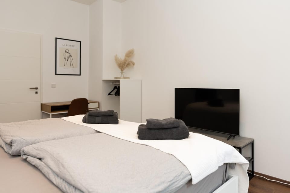 TV and multimedia, Bedroom