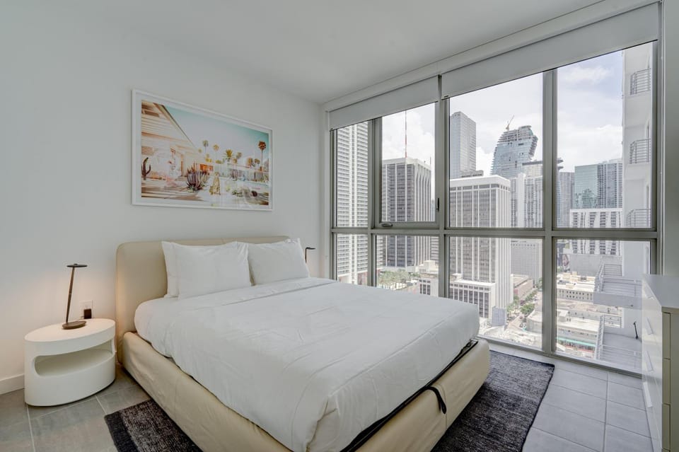 227-2500FU DOWNTOWN MIAMI 1 BEDROOM CONDO Apartment in Miami