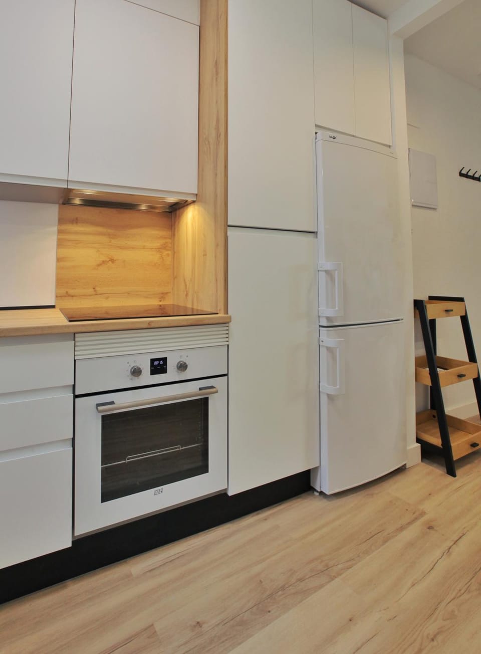 Kitchen or kitchenette, pet friendly, stove
