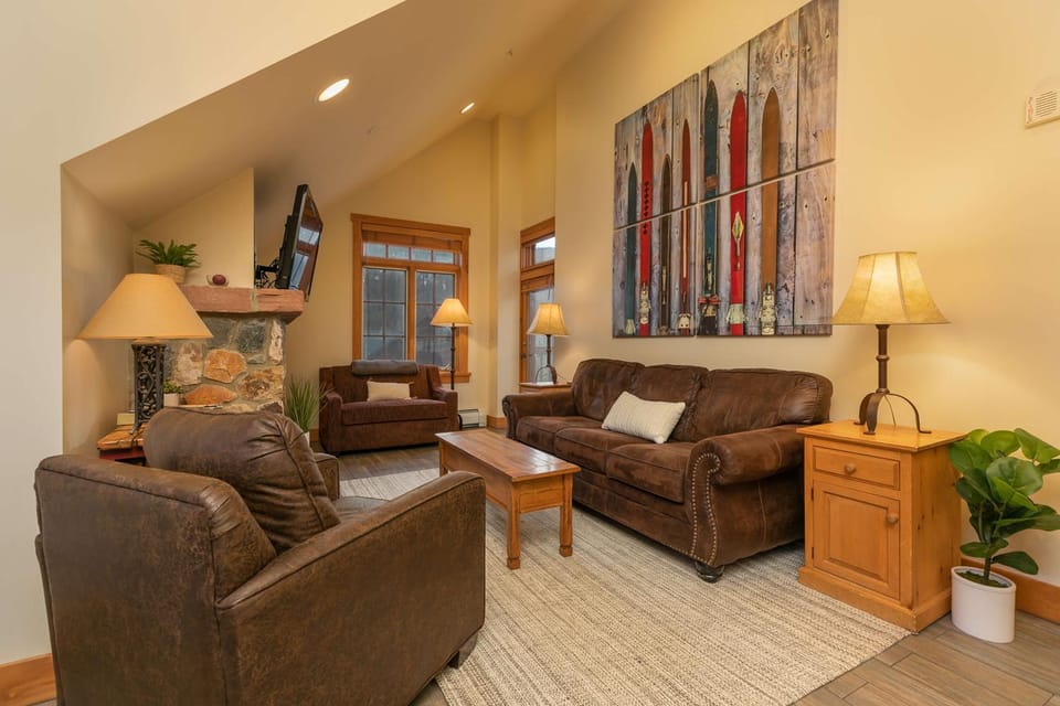 Expedition Station Powder Days Condo: Ski In, Ski Out Keystone Retreat Apartment in Keystone