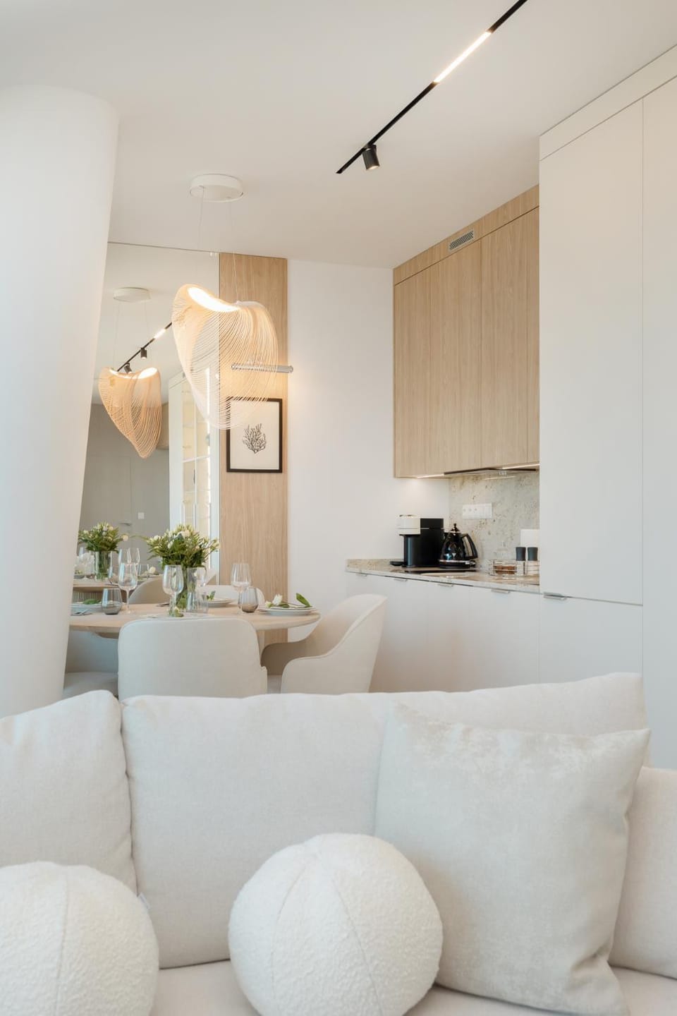 Kitchen or kitchenette, Living room, Seating area, Dining area, minibar, kitchen