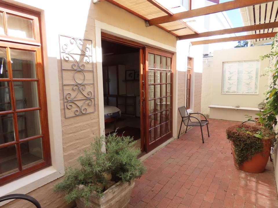 Inner courtyard view