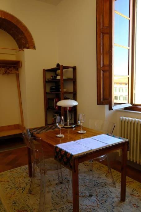 Romantic Suite Apartment in Pisa