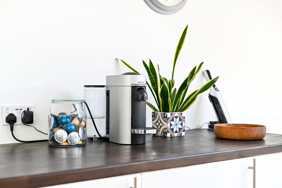 Coffee/tea facilities, Kitchen or kitchenette