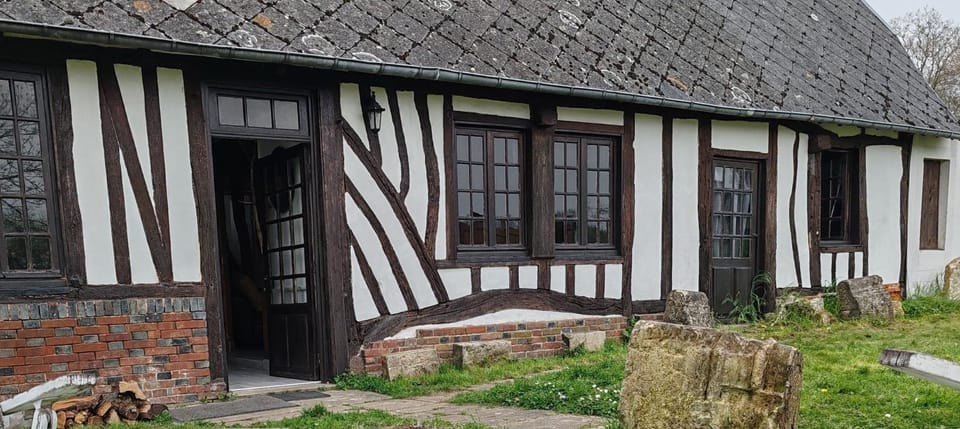 Break inn Normandy House in Normandy