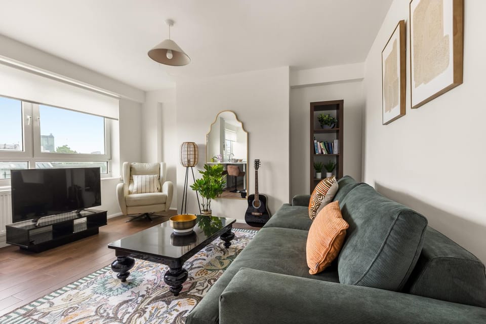 TV and multimedia, Living room, Seating area