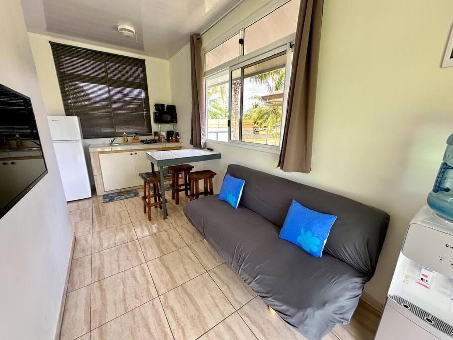 TV and multimedia, Kitchen or kitchenette, Living room, Seating area, Dining area, minibar
