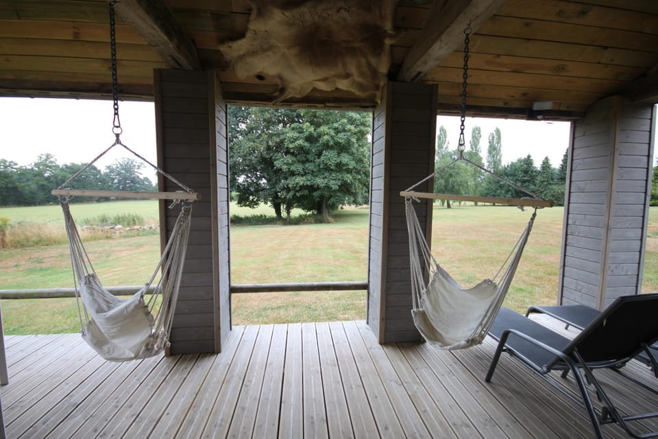 Property building, View (from property/room), Balcony/Terrace