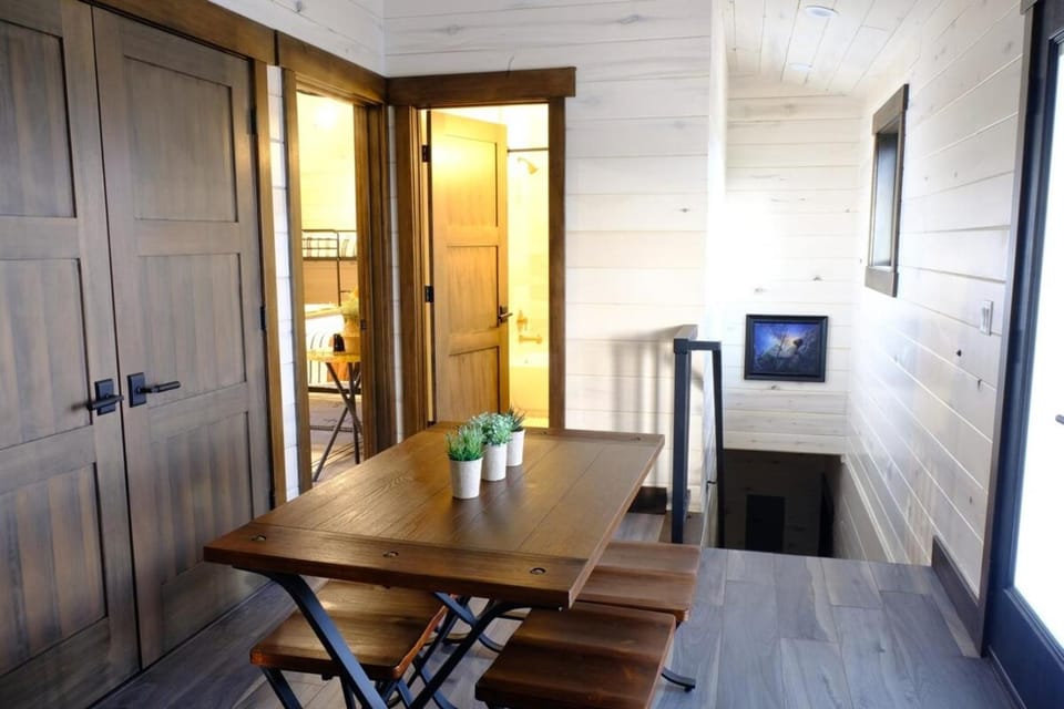 Juniper Ridge Luxury Two-Bedroom Casita Zion E House in Orderville
