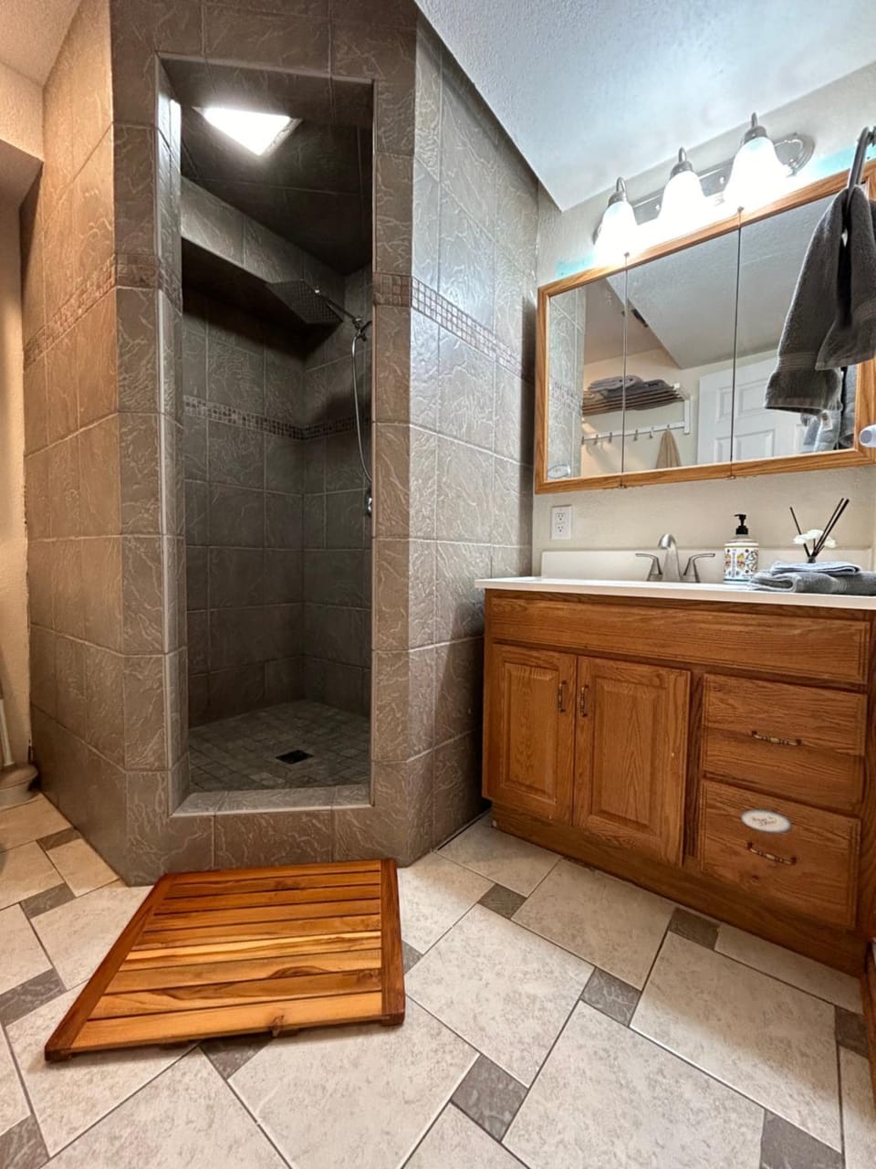 Shower, Bathroom