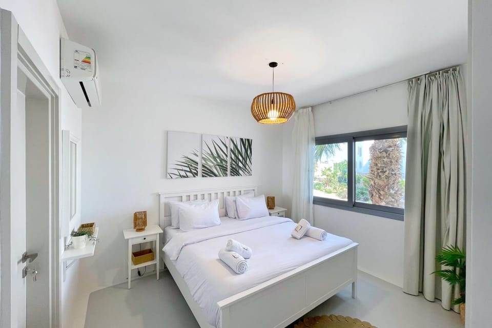 Charming & Beautifully Styled 3BDR Swan Lake Gouna Apartment in Hurghada